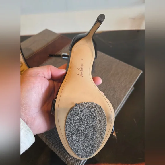 Black Patent Leather Stiletto Heels - Picture 6 of 7